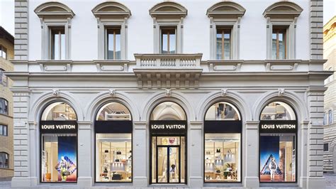 lv firenze|Louis Vuitton Firenze store, Italy.